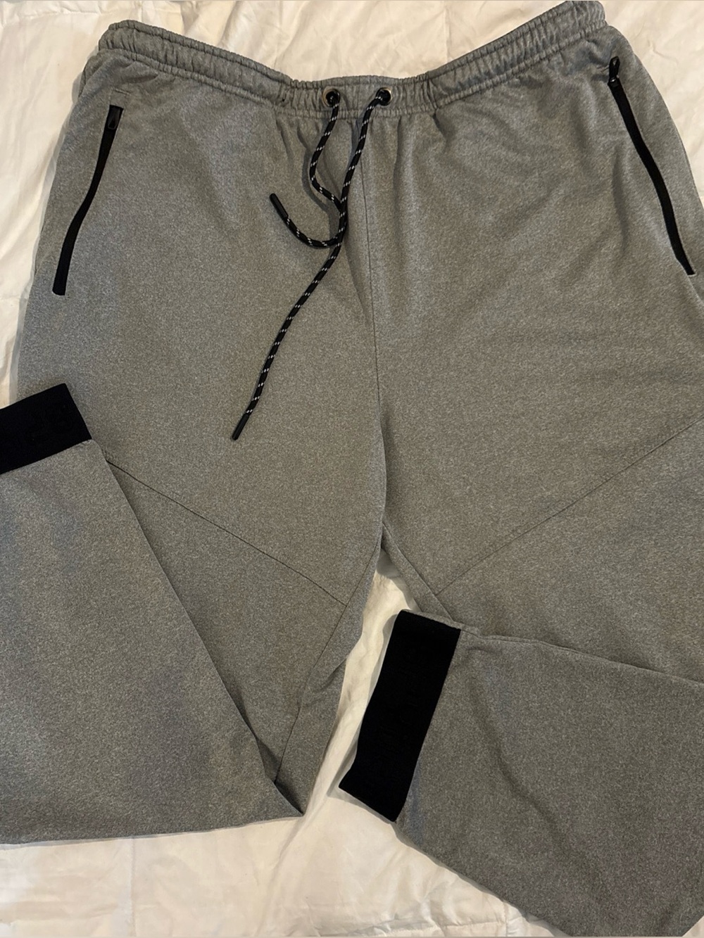 Spyder Men’s Gray Jogger Sweatpants with Black Accents